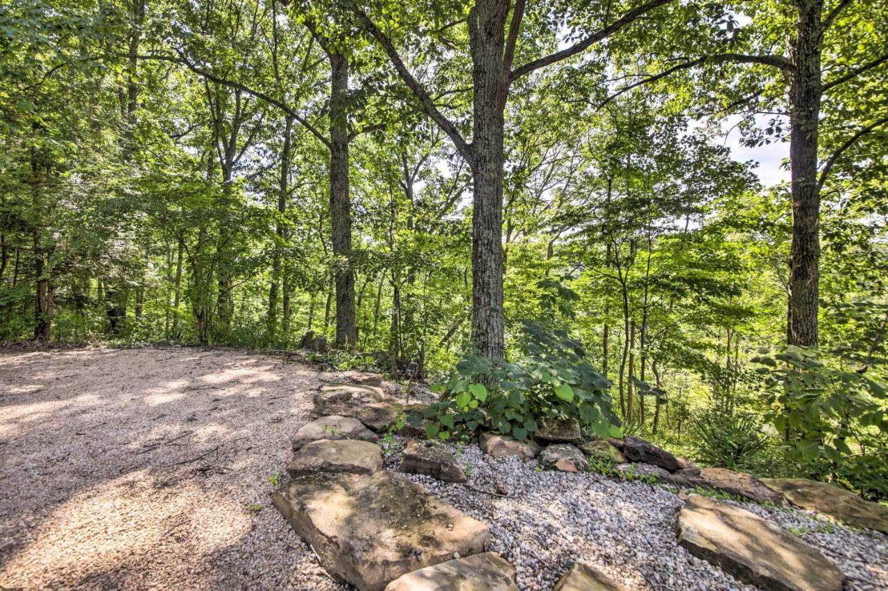 Peaceful Nashville Hideaway Near State Parks! Exterior photo